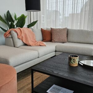NYLS hoeksalon