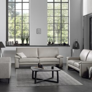 Alix Salon in Leder