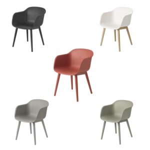 Muuto Fiber armstoel wood base